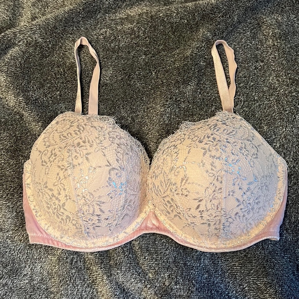 COPY - 34DDD Victoria’s Secret Very Sexy Push Up Bra